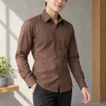 Áo sơ mi đồng phục form nữ chiết eo màu nâu cà phê, vải oxford cotton, túi ngực gọn