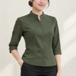 Đồng phục văn phòng áo kiểu cổ trụ màu xanh rêu, vải cotton pha spandex, form nam nữ riêng