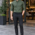 Đồng phục văn phòng sơ mi tay lỡ màu xanh rêu, vải kate silk, cổ áo đứng dáng
