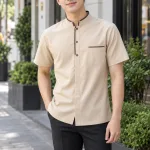 Đồng phục nhà hàng áo cổ tàu màu be kem, vải vải chéo bền màu, phối nẹp cổ