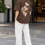 Áo lớp thun form oversize màu nâu cà phê, vải cotton poly, hình in lớn sau lưng